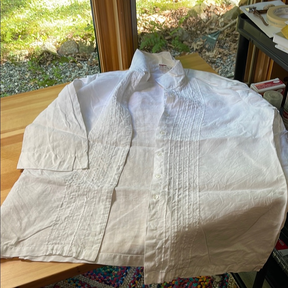 Jennifer Moore White Casual Button Down Shirt